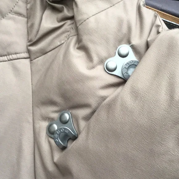 Sorel down vest ski resort cabin lodge cowgirl travel rodeo Christmas festival - Picture 10 of 11